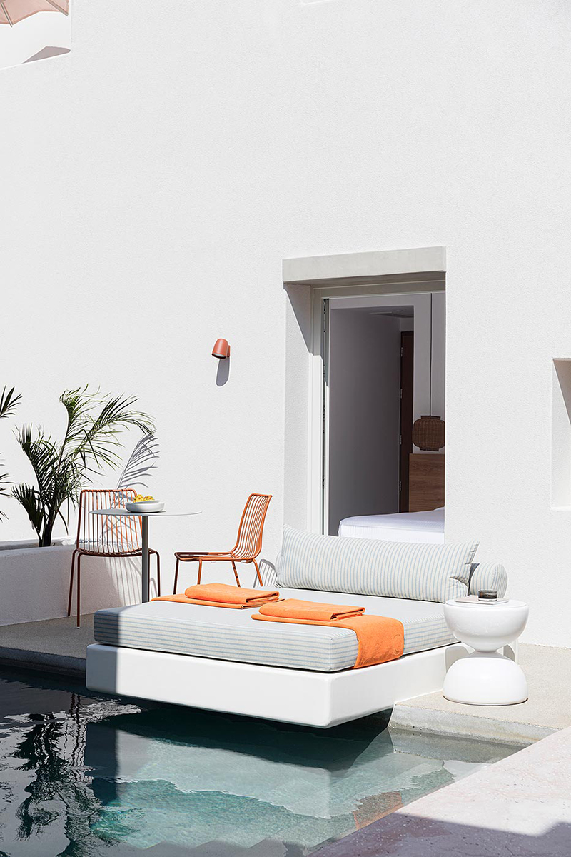 Viva Nove Santorini 3